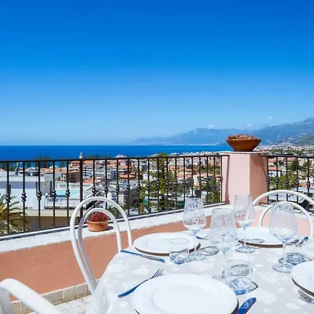 アパート Casa Del Subacqueo. Amazing Terrace With Sea View. Wi-fi *