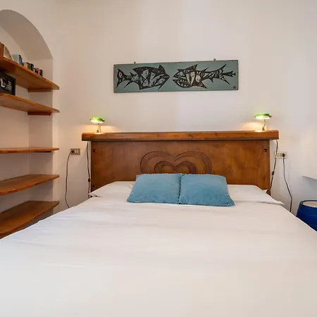 Casa Del Subacqueo. Amazing Terrace With Sea View. Wi-fi * Bordighera